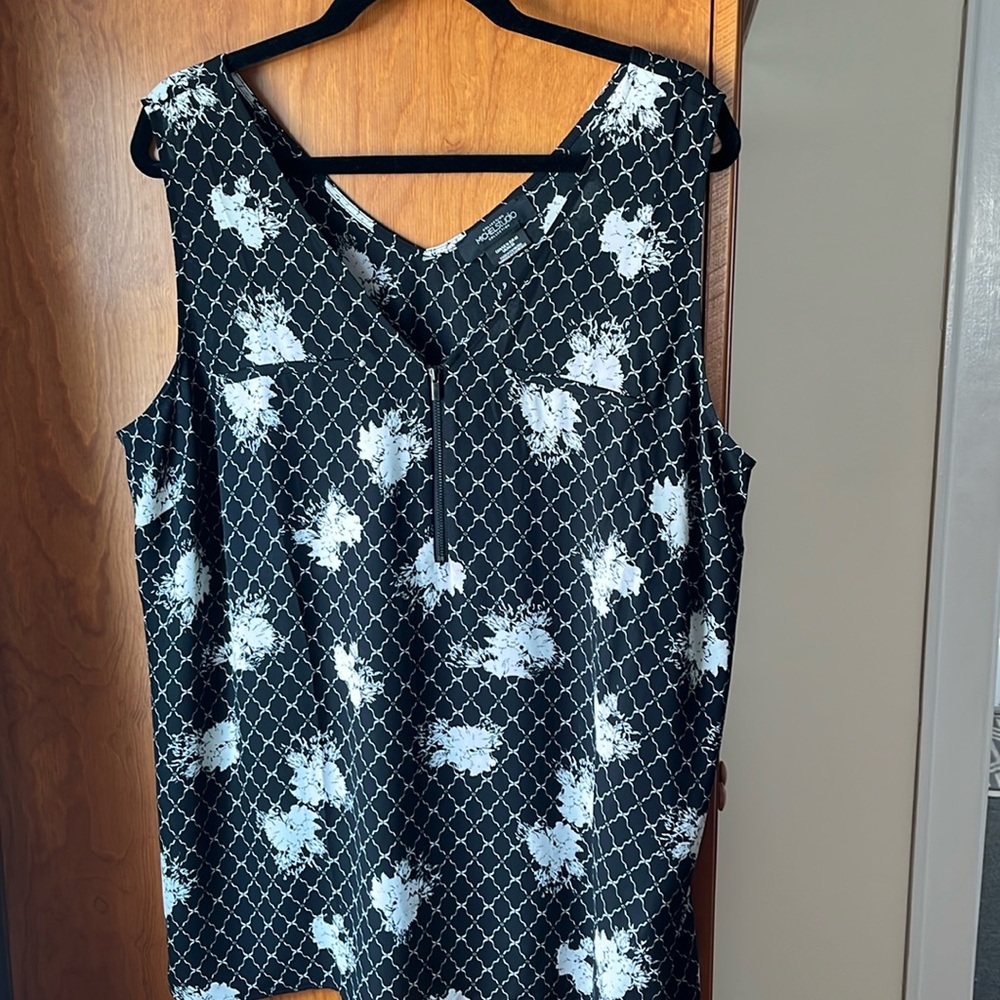 Michael Studio size 16 sleeveless tank/dress shirt